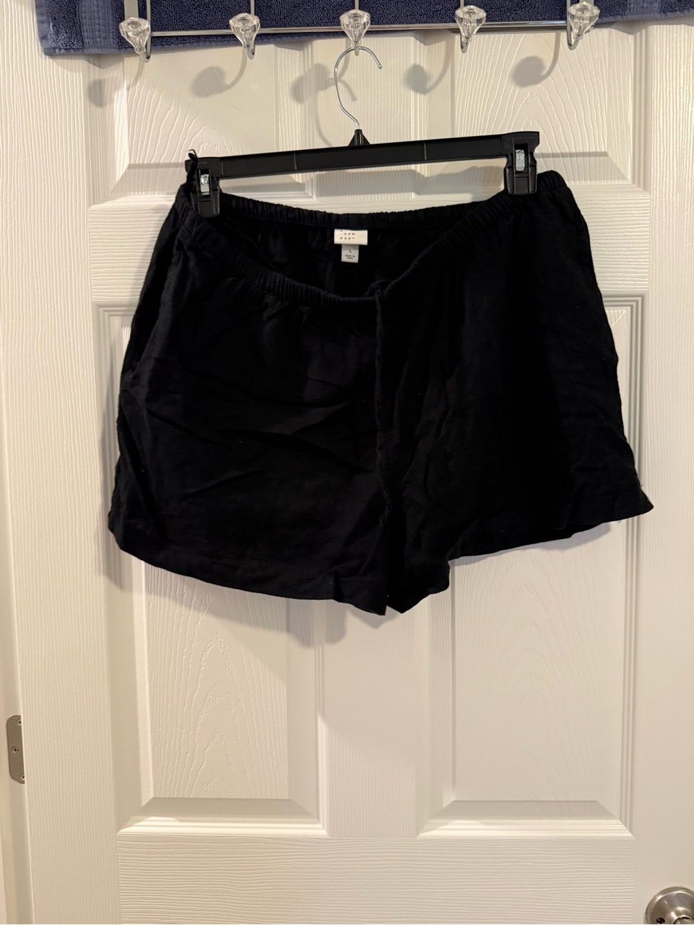 a new day Black Elastic-Waist linen type Shorts